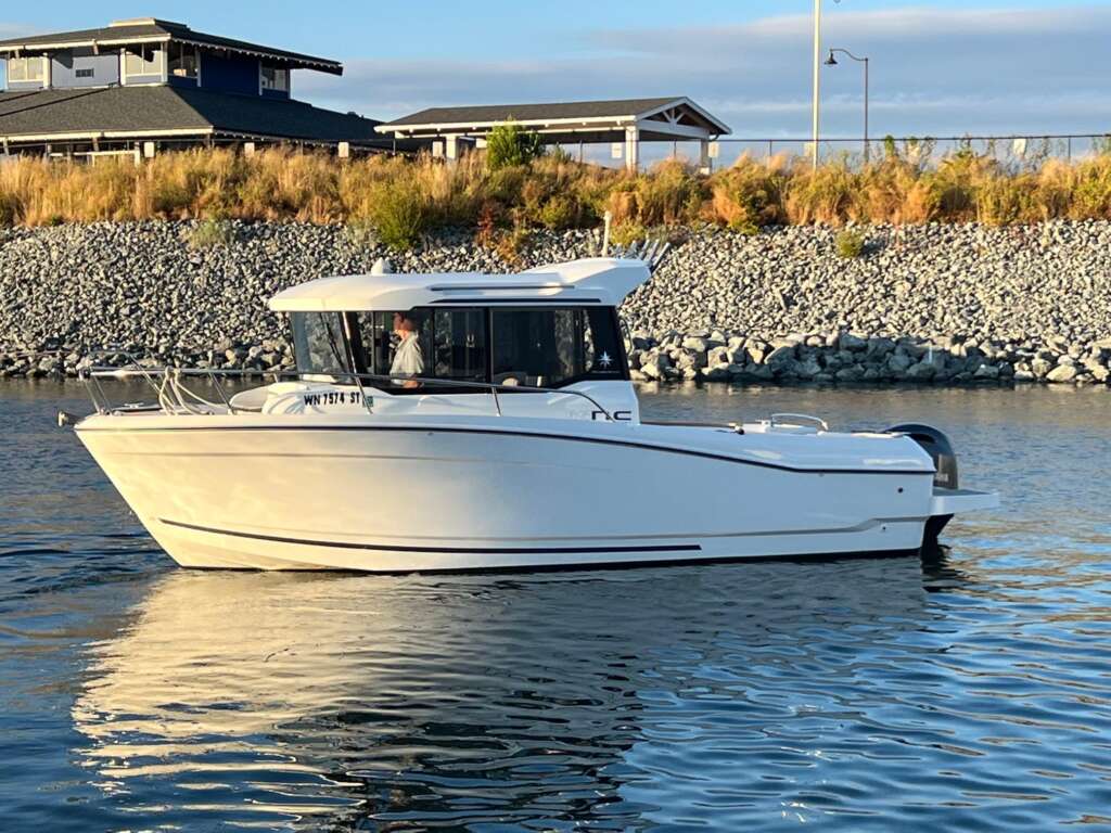 Jeanneau 695 Sport 2020 in Tacoma, WA